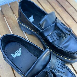Dr. Martens Adrian Loafers 💓
